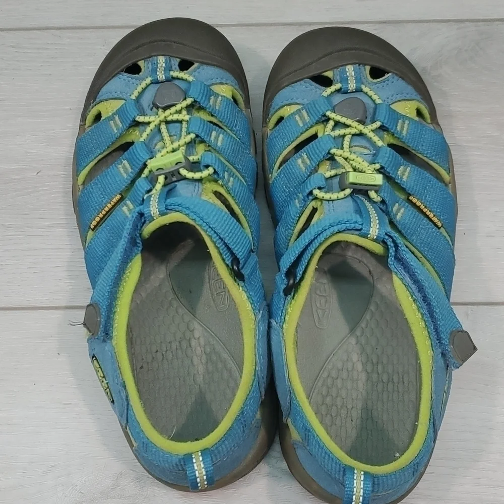 Keen Mens Outdoor Hiking Comfort Sandals shoes sz 5